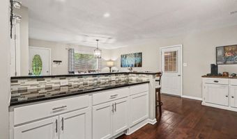 9208 Holly Springs Rd, Apex, NC 27539