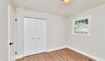 413 Claymont Dr, Ballwin, MO 63011