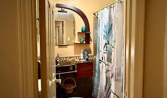 1021 Coe St, Altus, OK 73521