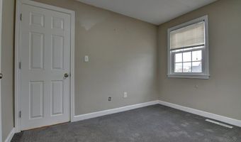 30 Trull St 2, Boston, MA 02125