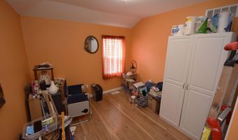 953 Robbins, Algonac, MI 48001