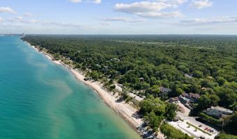 17 E Stillwater Ave, Beverly Shores, IN 46301