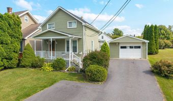 113 Chapel Pl, Amsterdam, NY 12010