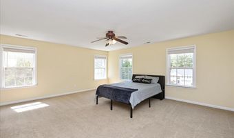 2004 Himalaya Way, Apex, NC 27502