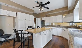 201 E White Oak St, Arlington Heights, IL 60005