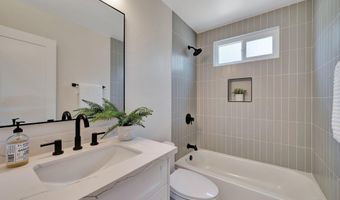 2127 Rancho Verde Dr, Escondido, CA 92025