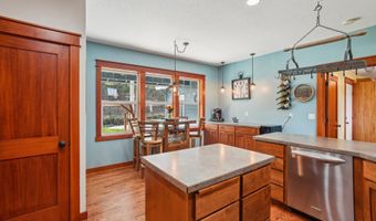 14900 NE CRITTER HILL Dr, Amboy, WA 98601