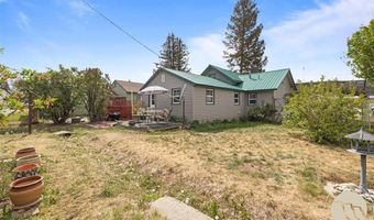 135 S Montana Ave, Absarokee, MT 59001