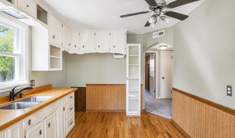 2102 E Oakland Ave, Austin, MN 55912