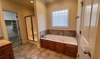 8360 Ole Cobblestone Dr, Meridian, MS 39305
