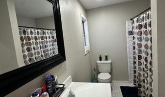 1807 W Centre Ave, Artesia, NM 88210