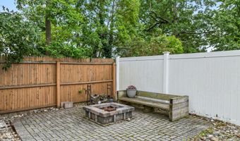 701 BEACHWOOD Blvd, Beachwood, NJ 08722
