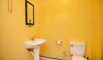 342 S Monroe St, Alderson, WV 24910