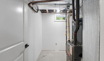 64 Highland Ave A, Attleboro, MA 02703