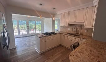 3653 38TH St N, Arlington, VA 22207
