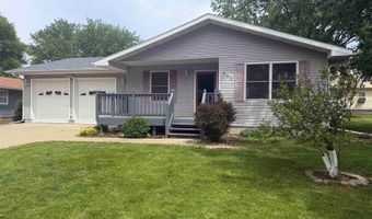 530 S 5th St, Akron, IA 51001