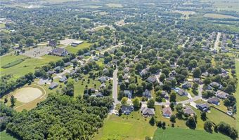 3401 N 154th St, Basehor, KS 66007