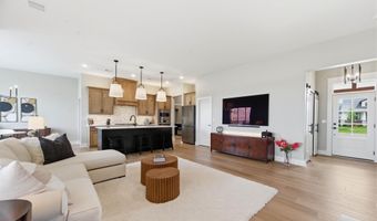 5926 E Forbes Ct, Bel Aire, KS 67220
