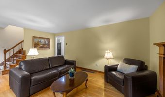 88 Acre Hill Rd, Barnstable, MA 02630