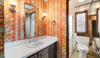 1009 E Strawberry Ln, Boise, ID 83712