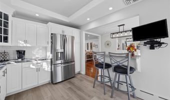 160 Grand Central Ave, Amityville, NY 11701