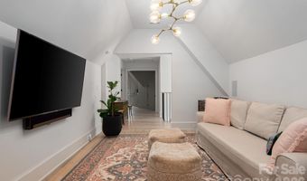 3020 Whiting Ave, Charlotte, NC 28205