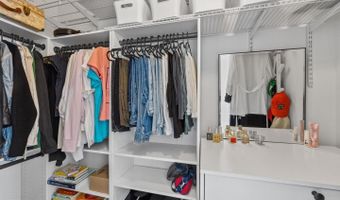 43371 LOCUST DALE Ter 107, Ashburn, VA 20147