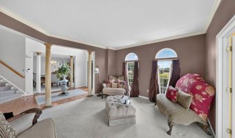3 Surrey Way, Alexandria Twp., NJ 08867