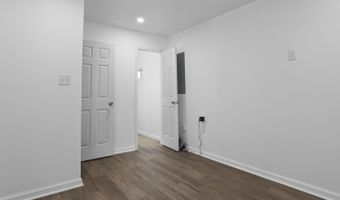 7083 Jefferson St, Bay St. Louis, MS 39520