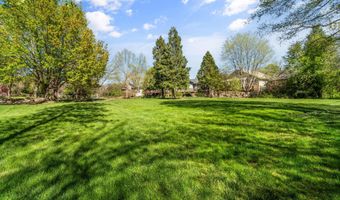 989 Golden Aspen Pl, Ashland, OR 97520