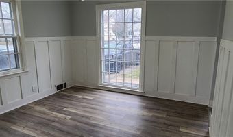 954 Hartford Ave, Akron, OH 44320