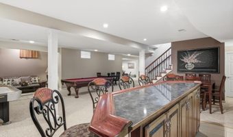 15586 Cedar Ln, Basehor, KS 66007