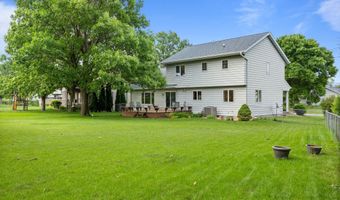 2207 Buchanan Dr, Ames, IA 50010