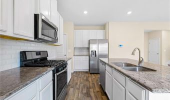 422 Auburn Crossing Dr, Auburn, GA 30011
