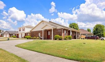 3300 SW Victoria Pl, Bentonville, AR 72712