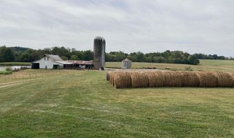 960 N Blue Barn Rd, Bloomfield, IN 47424