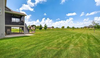 5215 Windrose Ln, Ames, IA 50014