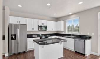 8434 SW 186TH Ave, Beaverton, OR 97007