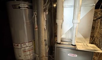 911 Pine St, Atlantic, IA 50022