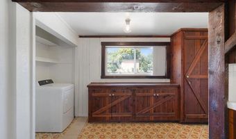 2924 Helix St, Spring Valley, CA 91977