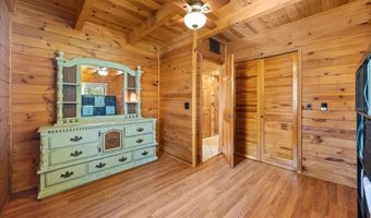 22519 ROBBINS Rd, Astatula, FL 34705