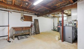 306 Mountain Rd, Albrightsville, PA 18210