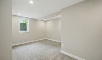 1118 NW Linden St, Ankeny, IA 50023