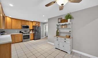 692 N Parker Ln, Bloomfield, IN 47424