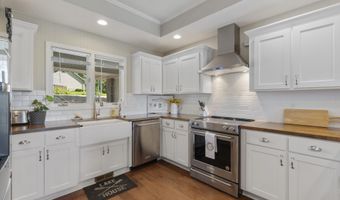 37 Tiree Dr, Bella Vista, AR 72715