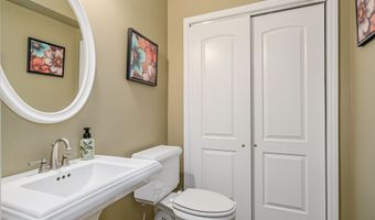 73 Lawrence Ave 73, Danbury, CT 06810