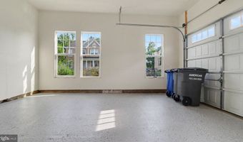 40978 SPUR RUN Ln, Aldie, VA 20105