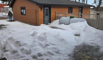 1306 1st St, Britton, SD 57430