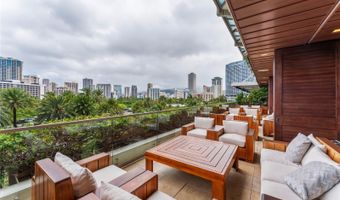 223 Saratoga Rd 1422, Honolulu, HI 96815