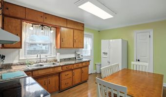 3021 Fairview St, Anderson, IN 46016